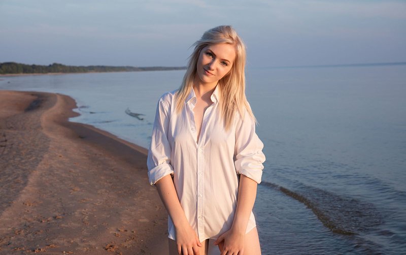 Наталья, 18 лет, 1 размер груди